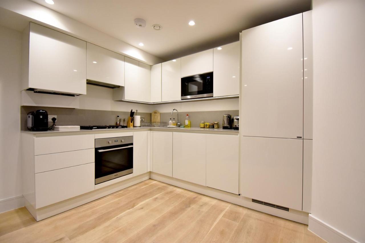 Northside Ealing * Londra