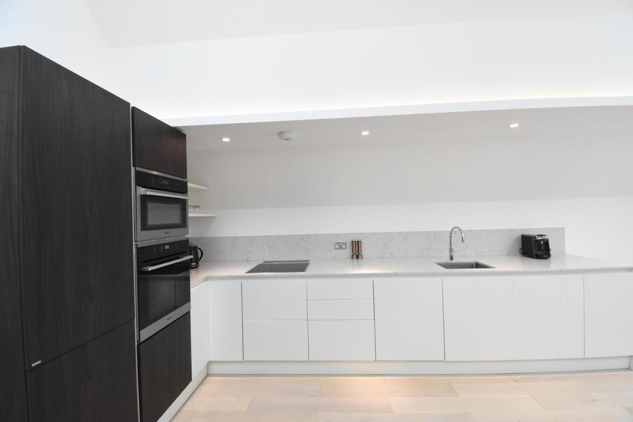 Northside Ealing * Londra